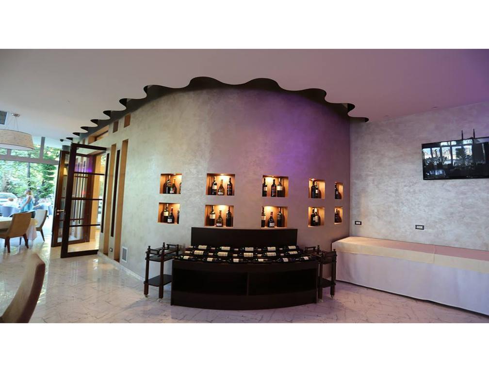 Hotel Voloreka Tushemisht Стая снимка